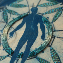 La trascendencia del azul. A Illustration, Embroider, and Textile illustration project by Bugambilo - 09.20.2021