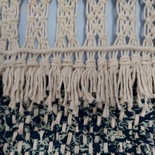 My project in Introduction to Macramé: Creation of a Decorative Tapestry course. Accessor, Design, Arts, Crafts, Interior Design, Decoration, Fiber Arts, and Macramé project by Claudia Aurednik - 10.08.2021