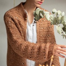 Chaqueta Raíces. Un proyecto de Diseño, Creatividad, Diseño de moda, Tejido y Crochet de Estefa González - 09.11.2021