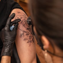 Proyecto final: "Tatuaje naturalista: del trazo a la piel". Un proyecto de Ilustración tradicional, Dibujo, Diseño de tatuajes, Ilustración botánica e Ilustración naturalista				 de Icarus - 24.07.2021