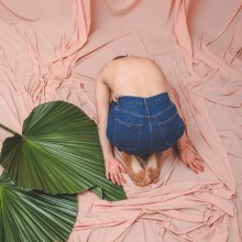 A Fine Mess. Un progetto di Direzione artistica, Moda, Produzione audiovisiva, Creatività e Fotografia di moda di Larissa Cunegundes - 13.12.2021