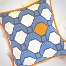 Orange Sheep. Pattern Design, Decoration, Fiber Arts, DIY, Crochet, and Textile Design project by Jacqueline Luders - 01.03.2022