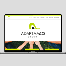 Diseño web para Adaptamos Group. Un proyecto de Diseño Web de Símbolo Ingenio Creativo - 10.01.2022