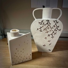 My project in Creating Your First Ceramic Vessel course. Design de acessórios, Artesanato, e Cerâmica projeto de Madelin Ahnlund - 29.01.2022