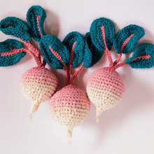 My project in Crochet for Beginners: Create Food-Inspired Amigurumi course. Artesanato, Design de brinquedos, Tecido, DIY, Crochê, e Amigurumi projeto de Holly Clothier - 11.02.2022