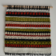 Stripes. Un proyecto de Artesanía, Creatividad, Telar y Diseño textil de Joana Santos - 12.02.2022
