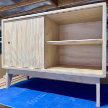 My project in Furniture Design and Construction for Beginners course. Un proyecto de Artesanía, Diseño, creación de muebles					, Diseño de interiores, DIY y Carpintería de Glenn Cartledge - 04.09.2021
