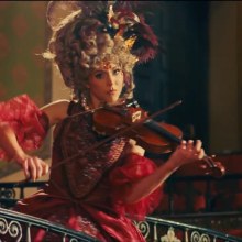 Music Video - Lindsey Stirling - "Masquerade". Un proyecto de Música, Cine, vídeo, televisión, Cine y Vídeo de Merlin Showalter - 28.06.2021