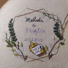 Wedding ring holder. Un proyecto de Bordado, Ilustración textil y Diseño textil de welinda - 26.04.2022