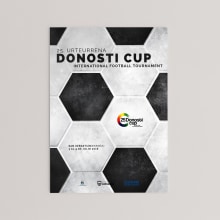 DONOSTI CUP - 25 Aniversario. Design, Traditional illustration, Editorial Design, Collage, and Poster Design project by Jokin Fernández - 05.07.2022