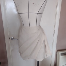 My project for course: Introduction to Fashion Draping: Create Custom Womenswear. Fashion, Fashion Design, Sewing, Patternmaking, and Dressmaking project by Flore Nzoghe - 05.14.2022