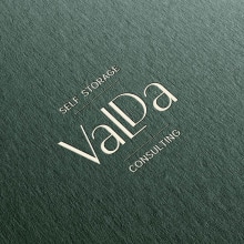Valda Self Storage Consulting. Un proyecto de Br, ing e Identidad, Diseño Web y Naming de Croqueta Studio - 31.05.2022