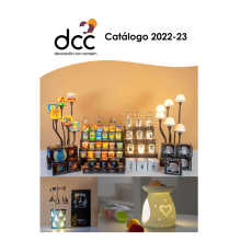 Catálogo 2022 Decoración con Corazón . Un proyecto de Ilustración, Publicidad, Fotografía y Diseño gráfico de carme martínez rovira - 08.06.2022