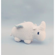 Mi proyecto del curso: Diseño y creación de amigurumis. Un proyecto de Artesanía, Diseño de juguetes, Tejido, DIY, Crochet, Amigurumi y Diseño textil de Laura Bustamante - 15.06.2022