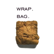 Tha Wrap Bag 2021. Un proyecto de Diseño de complementos de Akos Szekeres - 30.04.2021