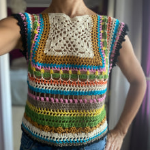 Mi proyecto del curso: Técnicas de crochet para crear prendas coloridas. Un proyecto de Diseño de moda, Tejido, DIY, Crochet y Diseño textil de Marta Guerrero - 08.09.2022