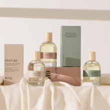  Eau de Parfum G19. Br, ing, Identit, Graphic Design, and Packaging project by Isabel Gil Loef - 03.04.2021