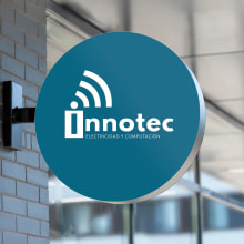 Restyling logo innotec. Design, Br, ing & Identit project by Michelle Moralst - 10.12.2022