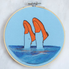 Feet out of Water. Design, Arts, Crafts, Fashion, Embroider, Fiber Arts, and Needle Felting project by Courtney McLeod - 10.10.2022