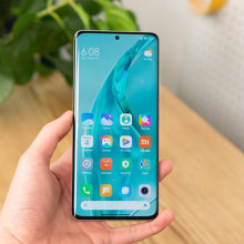 Xiaomi 12 Pro 5G 256GB - Take it to the next level with Snapdragon 8 Gen 1. Design, Advertising, Br, ing, Identit, Events, Marketing, Product Design, Writing, Cop, writing, Icon Design, Logo Design, Product Photograph, Fashion Photograph, Content Marketing, E-commerce, SEO, Content Writing, Lifest, le, and Business project by Điện Máy Chợ Lớn Xiaomi - 10.25.2022