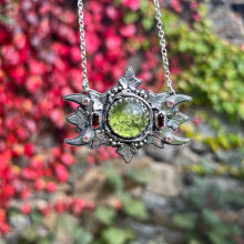 Ivy Amulet necklace . Design de joias projeto de Monica Camara - 20.11.2022