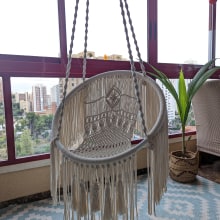 Mi silla colgante. Un proyecto de Diseño de complementos, Artesanía, Tejido, Macramé y Diseño textil de Carmen Ramona Rosu - 01.12.2022