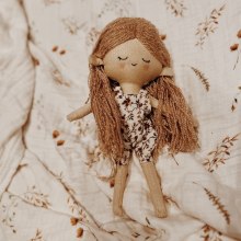 Mein Abschlussprojekt für den Kurs: Nähen: Stoffpuppen und Content Creation. Arts, Crafts, To, Design, Social Media, Mobile Photograph, Product Photograph, Sewing, Instagram Photograph, Patternmaking, and Dressmaking project by annick - 01.09.2023