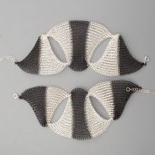 Shogun black and white organic wire crochet jewelry set. Arts, Crafts, Jewelr, Design, Crochet, and Textile Design project by Yoola (Yael) Falk - 01.12.2023