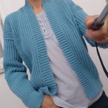 Meu projeto do curso: Crochê: crie roupas com apenas uma agulha. Un projet de Mode, St, lisme, Art textile, DIY, Crochet , et Design textile de soniacoelho - 14.01.2023