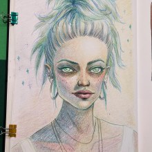 Mi proyecto del curso: Dibujo de retratos llamativos con lápices de colores. Un proyecto de Dibujo, Dibujo de Retrato, Sketchbook y Dibujo con lápices de colores de Chiara Grandi - 25.01.2023