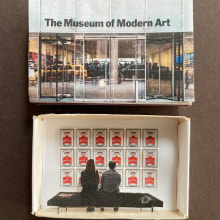 Museum in a Box. Design, e Design gráfico projeto de Ruby Silvious - 06.02.2023