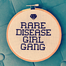 Rare Disease Girl Gang (cross stitch). Un proyecto de Artesanía de Kristen Lepionka - 14.03.2023