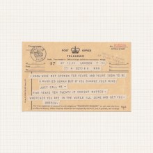 Fake love letters: a selection of real emails turned into vintage paper props. Un proyecto de Diseño, Cine, vídeo, televisión, Stor y telling de Annie Atkins - 13.04.2023