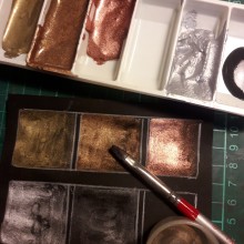 Creación de acuarelas metalizadas . Arts, Crafts, Lettering, and Watercolor Painting project by Marine Hartfiel - 04.12.2023