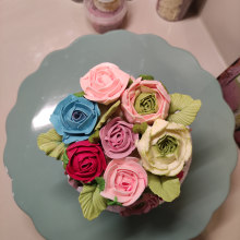 Mi proyecto del curso: Flores de crema de mantequilla para cake design. Design, DIY, Artes culinárias, Lifest, e le projeto de Marta - 17.04.2023