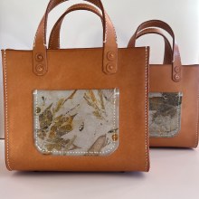 My project for course: Create Custom Hand-Sewn Leather Bags. Un proyecto de Diseño de complementos, Artesanía, Moda, Diseño de moda y Costura de Marcie Adkins - 15.04.2023