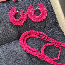 Mi proyecto del curso: Iniciación a la bisutería con cordón: fabrica tus propios collares. Un proyecto de Artesanía, Diseño de jo, as, Macramé y Diseño textil de itziarchu - 20.05.2023