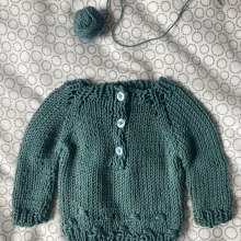 My project for course: Top-down Technique for Children's Knitwear. Un proyecto de Moda, Diseño de moda, Tejido, Tejido de punto y Diseño textil de Martina Ponti - 22.05.2023