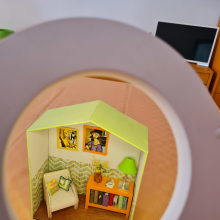 Il mio progetto del corso: Creazione di case e mobili in miniatura per principianti. Artesanato, Design de brinquedos, e DIY projeto de Luciana Lupo - 27.05.2023