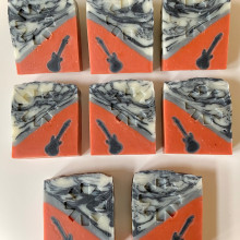 My Rock&Roll Soap. Arts, Crafts, DIY, Lifest, and le project by vanessaconan-1 - 06.03.2023