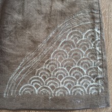 My project for course: Introduction to Japanese Sashiko Stitching. Fashion, Embroider, Fiber Arts, DIY, Upc, cling, and Textile Design project by Maria Gribova - 07.13.2023