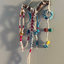 My project for course: Macramé Knots: Create a Sample Collection. Accessor, Design, Arts, Crafts, Fiber Arts, Macramé, and Textile Design project by r.veigeltaite - 07.20.2023