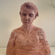 Mein Abschlussprojekt für den Kurs: Einführung in das Töpfern von figurativen Skulpturen. Artes plásticas, e Escultura projeto de Gabi Frieß - 27.07.2023