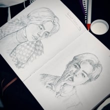 My project for course: Portrait Sketchbooking: Explore the Human Face. Un proyecto de Bocetado, Dibujo, Dibujo de Retrato, Dibujo artístico y Sketchbook de Mika Omokoko - 20.09.2023