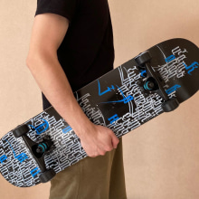Custom Skateboard. Caligrafia, e DIY projeto de Julia Koverzneva - 23.09.2023