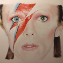 Retrato David Bowie - lápiz pastel y pastel tiza. Music, Fine Arts, Pencil Drawing, Drawing, Portrait Illustration, Portrait Drawing, Realistic Drawing, Artistic Drawing, and Colored Pencil Drawing project by César Delgado - 12.26.2022