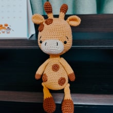 My project for course: Crocheting Amigurumi Animals for Beginners. Un proyecto de Artesanía, Diseño de juguetes, Crochet, Amigurumi y Diseño textil de Kathleen Scovill - 01.10.2023