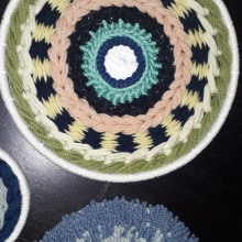 Meu projeto do curso: Tecelagem em tear circular. Accessor, Design, Decoration, Fiber Arts, Weaving, and Textile Design project by Sandra José - 03.13.2021