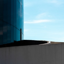 Meu projeto do curso: Fotografia minimalista: forma, escala e composição - Oscar Niemeyer. Un progetto di Fotografia, Fotografia architettonica, Fotografia lifest e le di Anderson Kondo - 07.11.2023