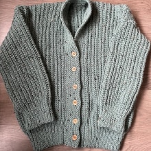 Mi proyecto del curso: Crochet: crea prendas con una sola aguja. Fashion, Fashion Design, Fiber Arts, DIY, Crochet, and Textile Design project by Marisa JG - 11.23.2023